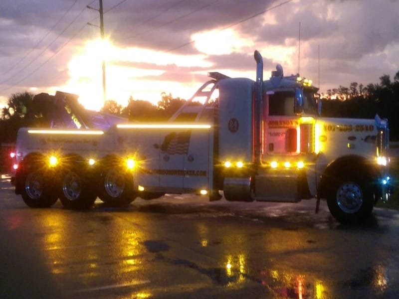 Fairvilla tow truck services